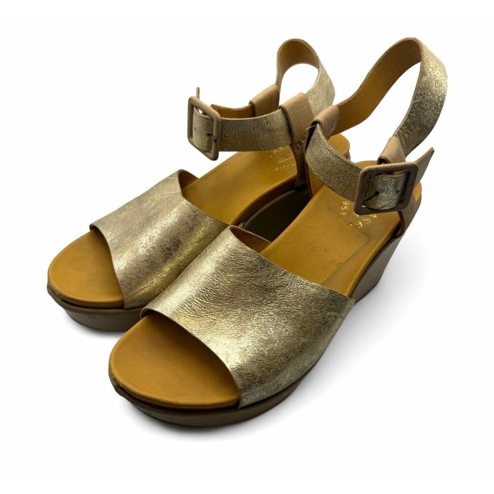 Kork-Ease Women's Gold Metallic Leather Wedge Sandals Boho Size 8M K40611